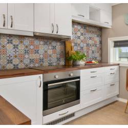 MAT INTER - Feuille 297x297x8mm - Tesselle 72x72 - Travertin peint patchwork - Style mediterraneen multi